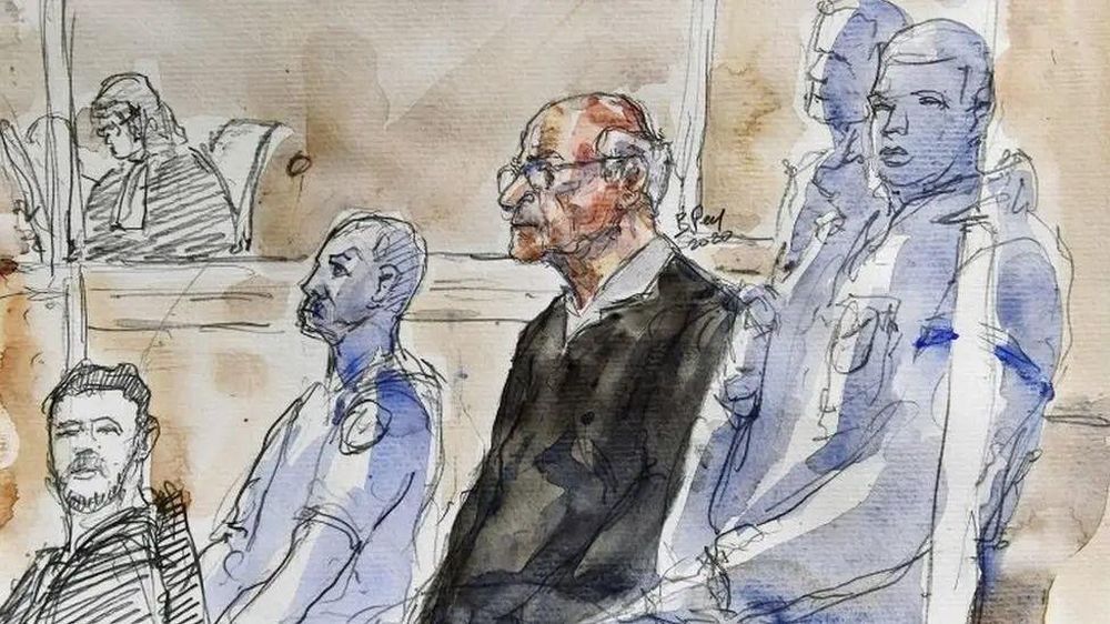 El cirujano retirado enfrentará un juicio sin precedentes en Vannes, Francia