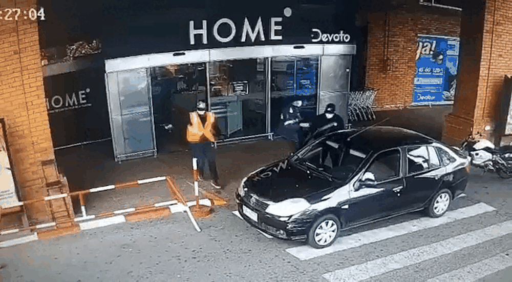 Imputaron este miércoles a uno de los detenidos por el asalto a la joyería de Portones Shopping