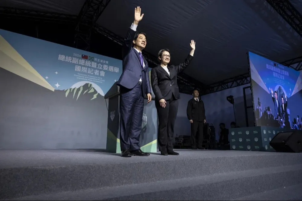 El presidente electo Lai Ching-te (izq.) es un fervoroso defensor de la independencia y la soberanía de Taiwán.