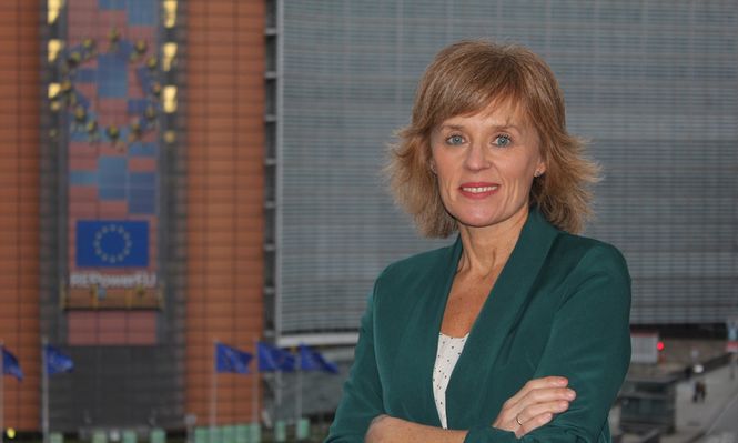 La Reina Letizia pone en marcha la elección de la periodista Marta Carazo como su nueva jefa de la Secretaría