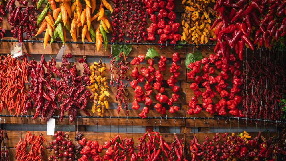 Consumir chiles provocan una sensación de calor en el cuerpo.