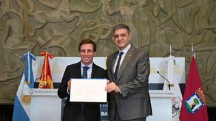 El alcalde de Madrid, José Luis Martínez-Almeida, y el jefe de Gobierno porteño, Jorge Macri.&nbsp;