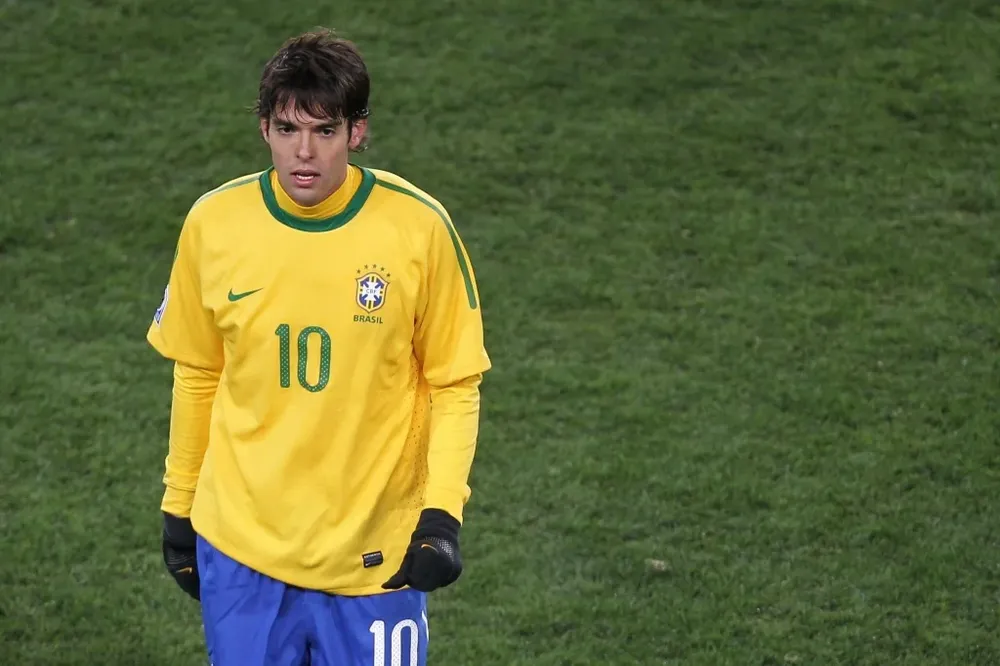 Kaka, jugando para la selección brasileña