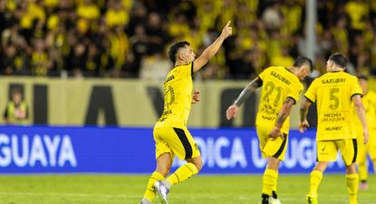 Peñarol 2-1 Deportivo Maldonado por el Torneo Apertura: tras un pésimo primer tiempo y de atrás, el aurinegro ganó con golazos de Arezo y Fernández, previo al clásico