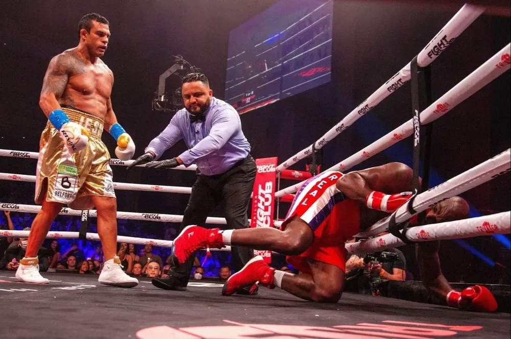 Holyfield cayó en el primer round