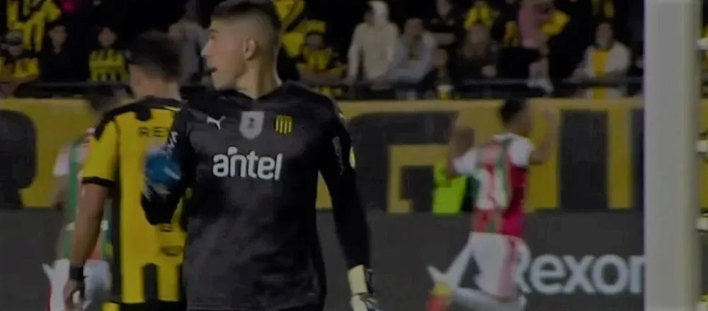 Kevin Dawson cometió un error en el gol de Deportivo Maldonado