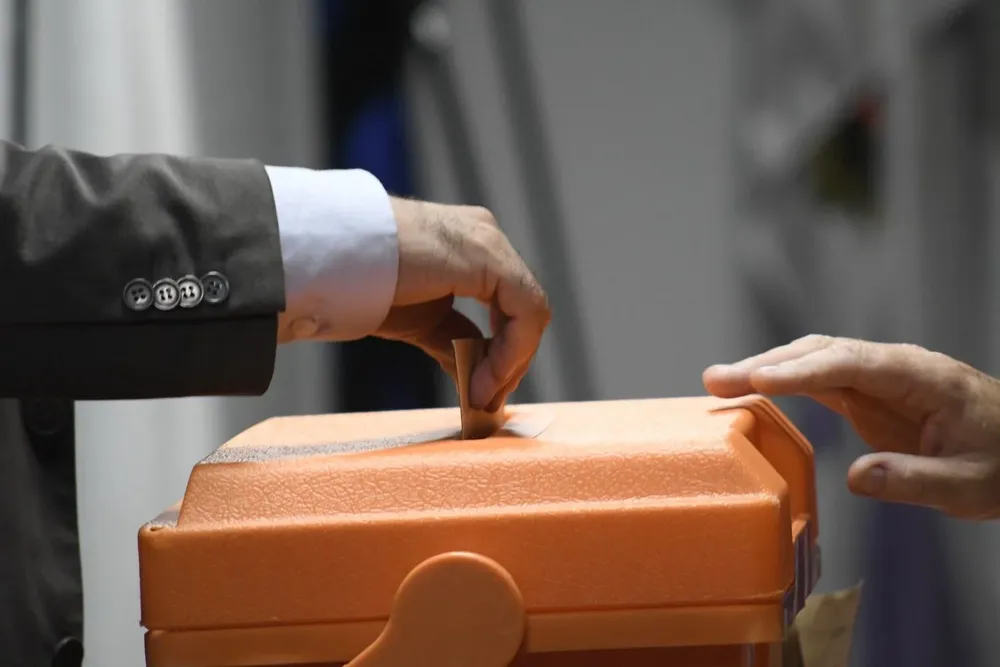 Urna de votación. Archivo