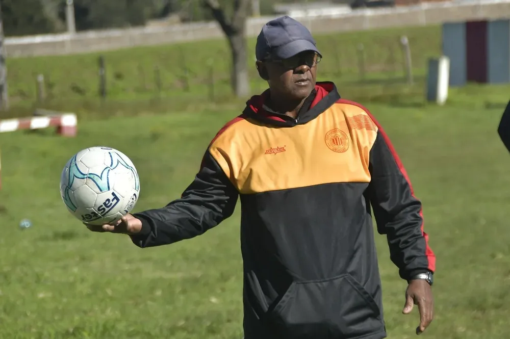 Próspero Silva y la pelota