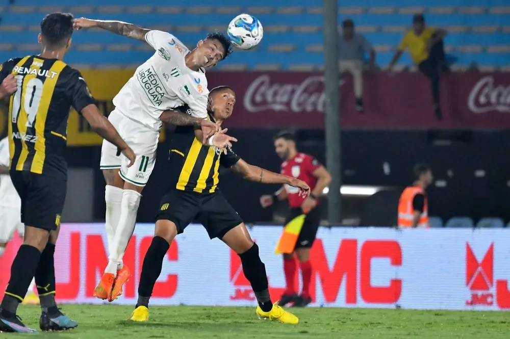 Ignacio Neira y Kevin Méndez en el Apertura