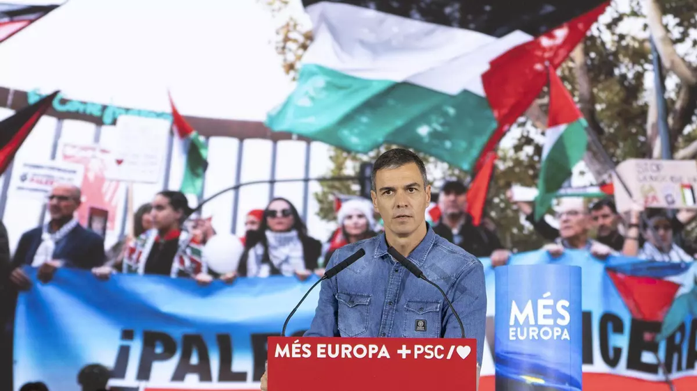 El presidente del Gobierno, Pedro Sánchez, durante un acto de campaña para las elecciones europeas, celebrado en junio de 2024 en LHospitalet.