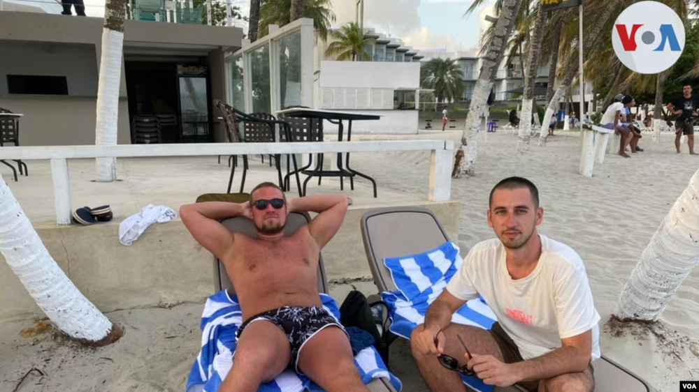 Turistas rusos en la Isla Margarita