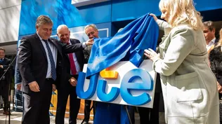 Nuevo logo de UTE es inaugurado por autoridades en la Expo Prado