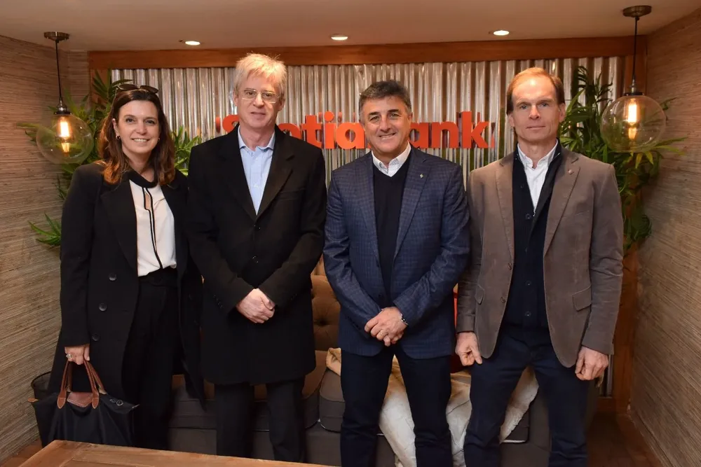 Gabriela Molla, Horacio Correge, Alberto Noria y Mauro Besio