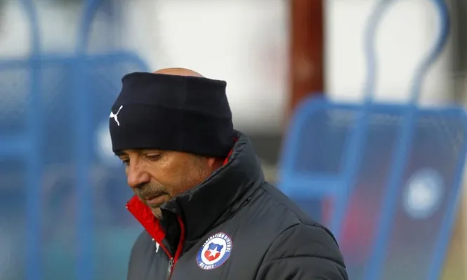 Sampaoli analiza cambios en defensa