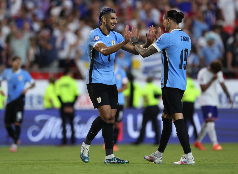Ronald Araujo y Darwin Núñez