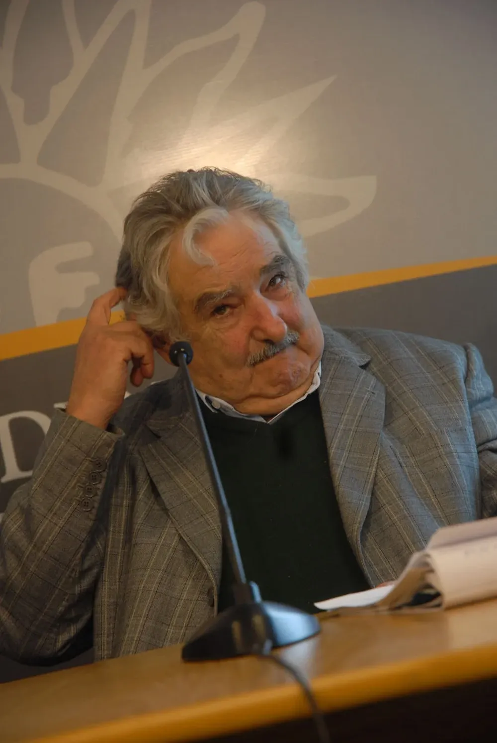 El presidente había dicho que si le llevaban una ley de medios la tiraba a la basura