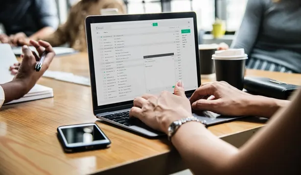 ¿Se puede ser feliz en el trabajo sin tener vocación?