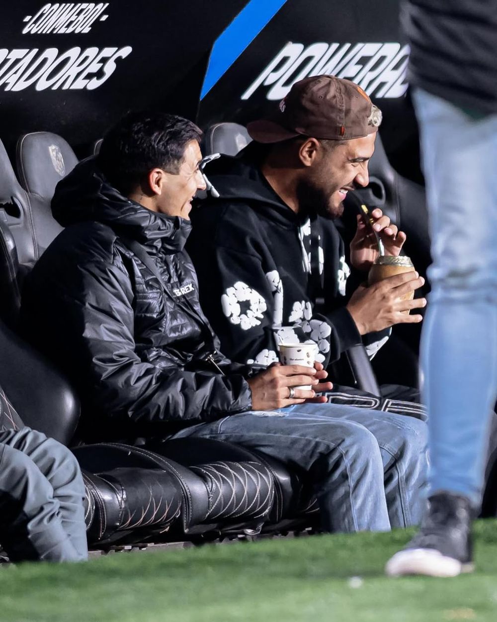 Nahuel Acosta fue a ver a Peñarol al Campeón del Siglo Nahuel Acosta fue a ver a Peñarol al Campeón del Siglo