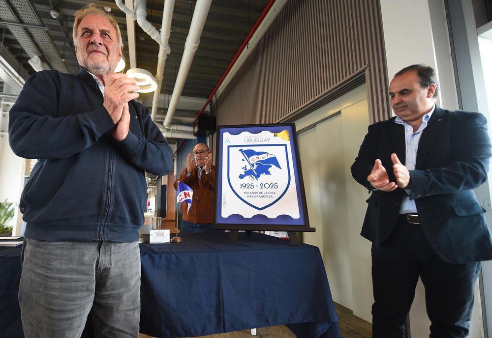 El lanzamiento del sello de Nacional por la Gira de 1925 El lanzamiento del sello de Nacional por la Gira de 1925