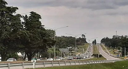 egún la Policía Caminera, al pasar el peaje de Pando el tránsito avanza a paso de peatón