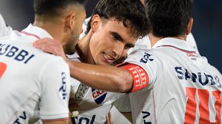Tomás Verón Lupi de Nacional festeja su gol ante Cerro Largo por el Torneo Apertura