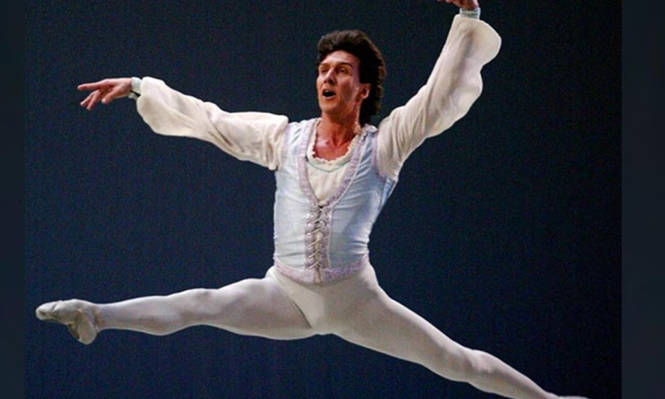 Designan a Julio Bocca como director del Teatro Colón