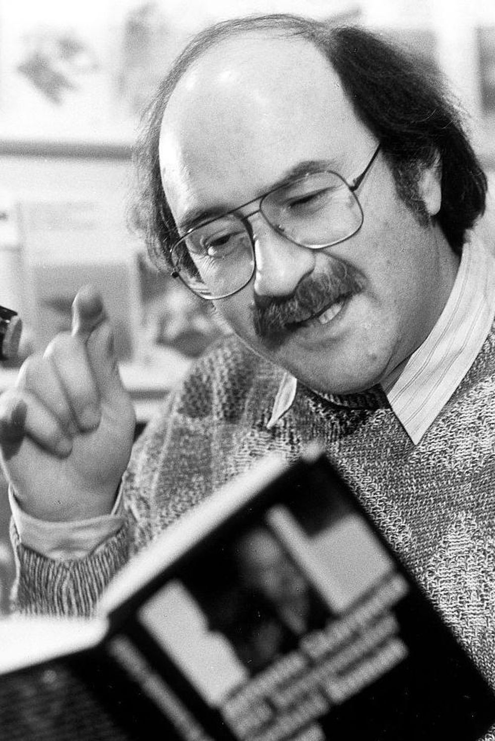 Skármeta se transformó en un ícono de la difusión literaria.