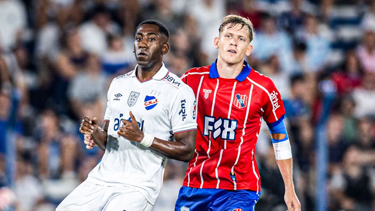 Los videos y los audios del VAR de por qué no se le pitaron a Nacional los dos penales que pidió ante Central Español por el Torneo Apertura