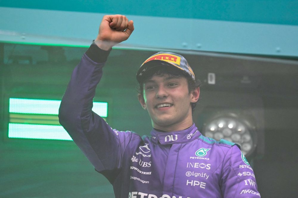 Kimi Antonelli celebra su victoria en el Gran Premio de Miami de Fórmula 1