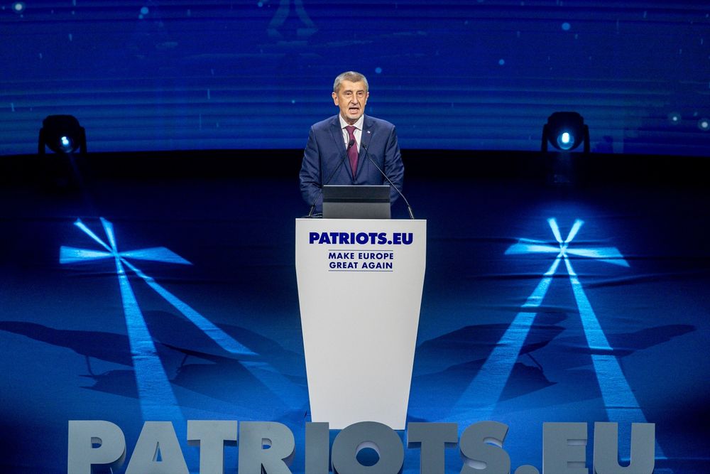 EuropaPress_6506332_diputado_parlamento_republica_checa_andrej_babi_interviene_cumbre_patriots