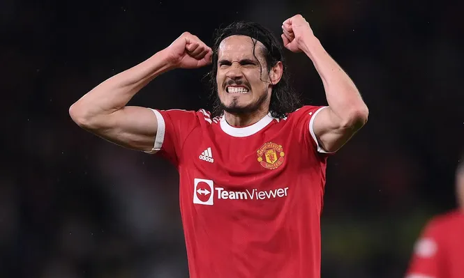 Cavani afronta este domingo el clásico ante Liverpool