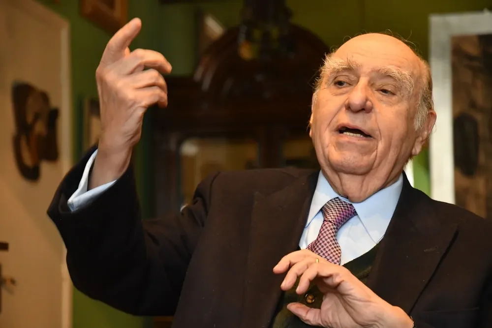 El expresidente colorado Julio María Sanguinetti presentó La fuerza de las ideas, una publicación en la que aborda la impronta del batllismo en la identidad nacional