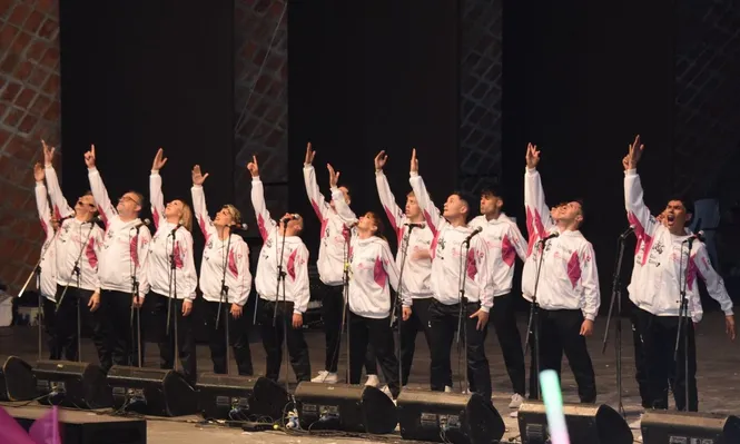 Los componentes de Zíngaros y su dedicatoria a Pinocho Sosa.