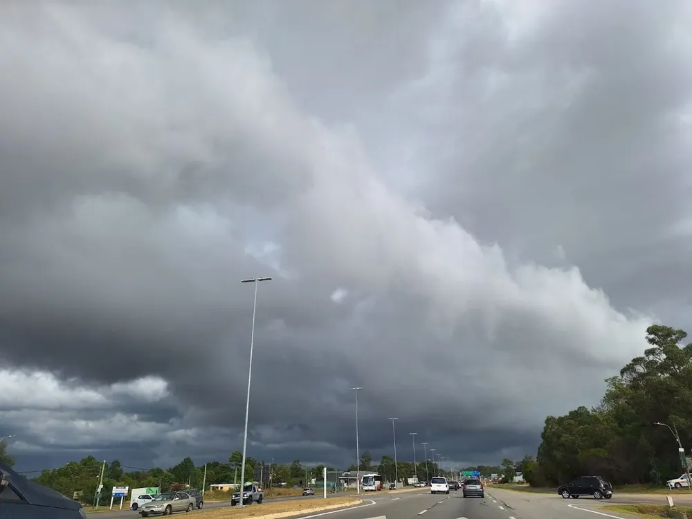 Archivo: de tormenta en la ruta
