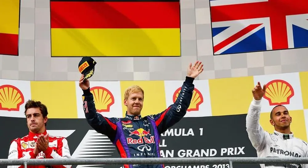Vettel celebra su triunfo