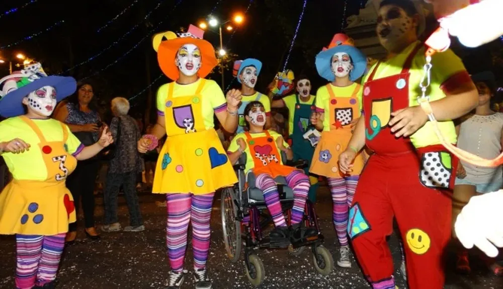 Alegría e inclusión ejemplar por la principal avenida