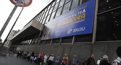 Banco República posterga los pagos de deudas para personas y empresas