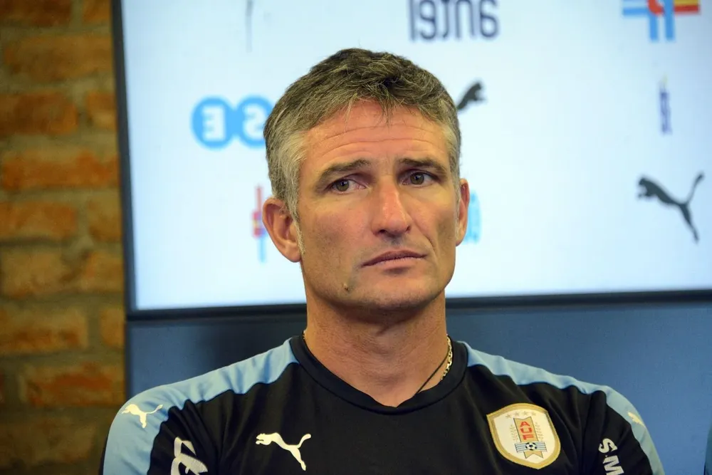 Carlos Nicola se desvinculó de la selección de Uruguay a cargo de Marcelo Bielsa y Audef emitió un comunicado