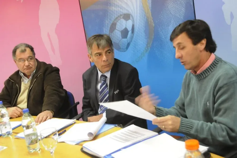 Primo Corvaro y Gustavo Bares en la AUF