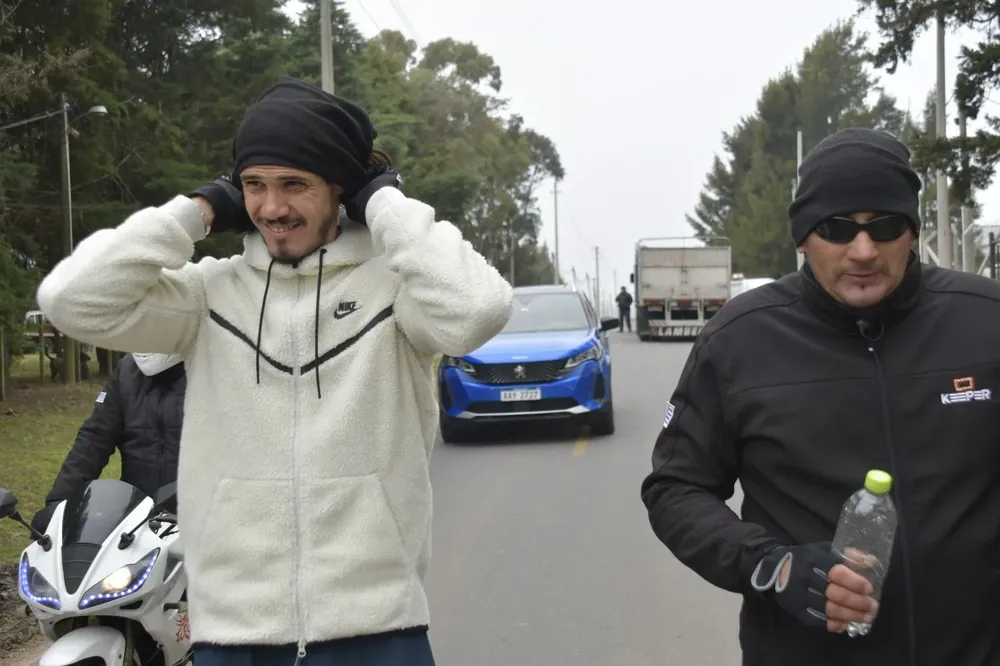 Cavani tiene que definir su situación de futuro