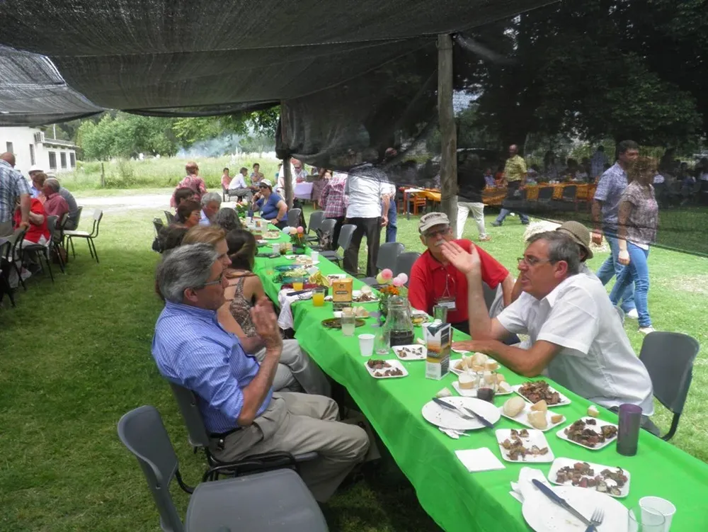 Una buena parrilla cerró el homenaje a las familias rurales que colaboran con Agronomía