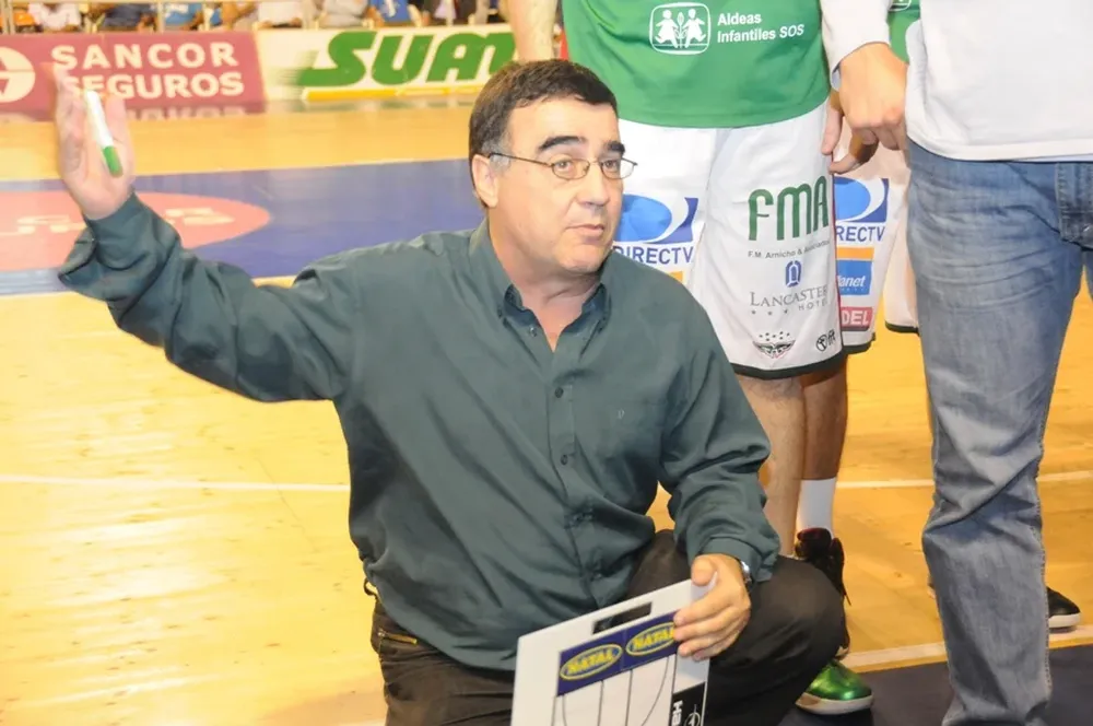 Su último gran título, la Liga Uruguay 2012-2013 con Aguada