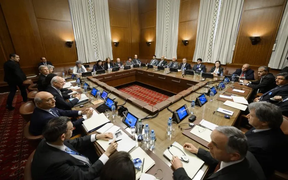 El encuentro entre representantes de la oposición siria y el mediador de la ONU es en Ginebra.