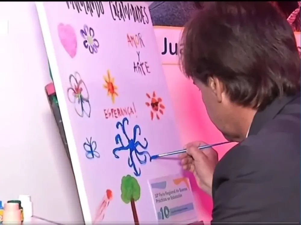 Lacalle Pou en el Colegio Santa Elena