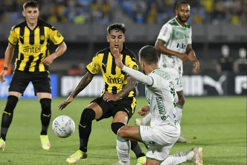Facundo Torres vivió de forma muy especial el partido ante Plaza Colonia