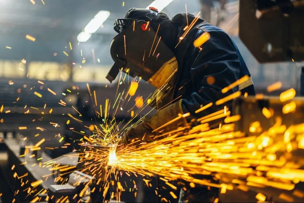 Cae la industria