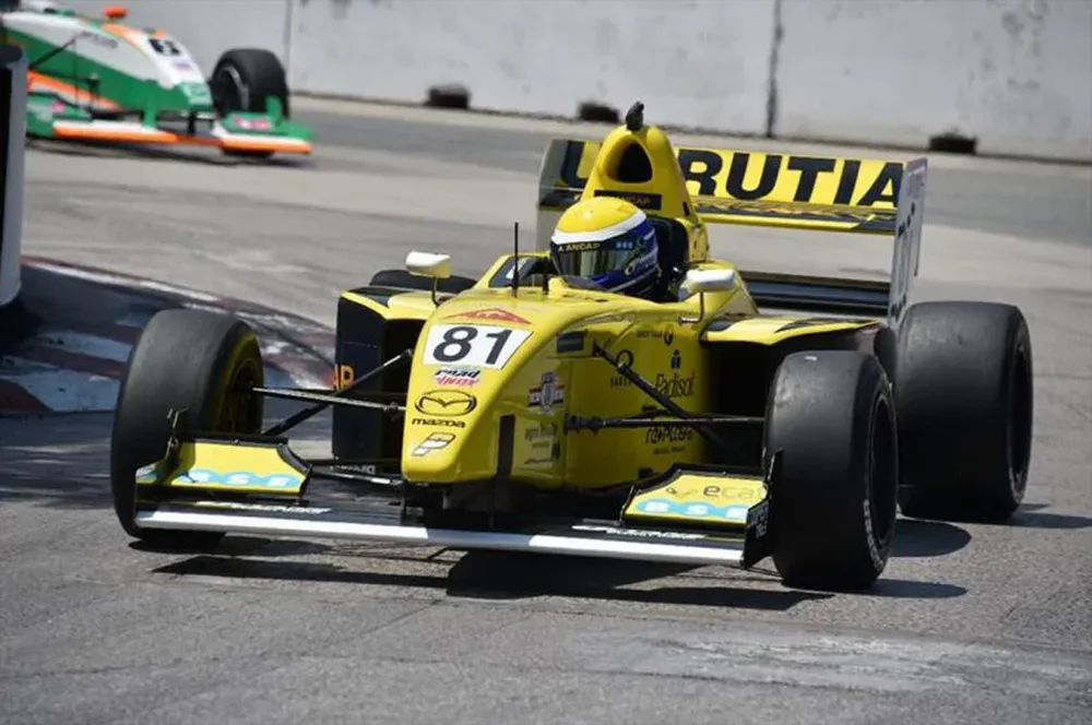 Santiago Urrutia, a punto de campeonar en su estreno en Estados Unidos