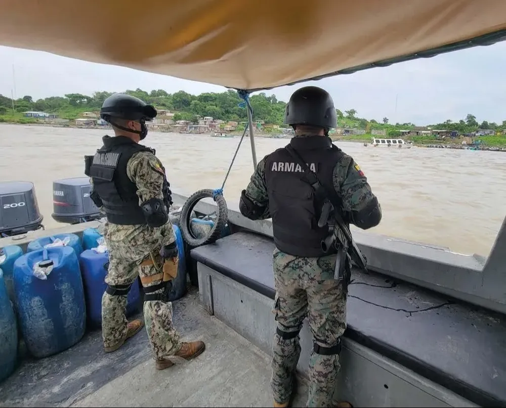 El modus operandi de los cárteles fue cambiando y cada vez con más frecuencia la droga se embarca afuera de las terminales portuarias.