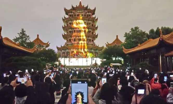 Wuhan: la ciudad china  que pasó de foco del covid-19 a polo turístico