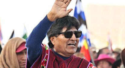 Morales asegura que Arce ha "abandonado" y "traicionado" a los bolivianos con su "mala gestión y corrupción".